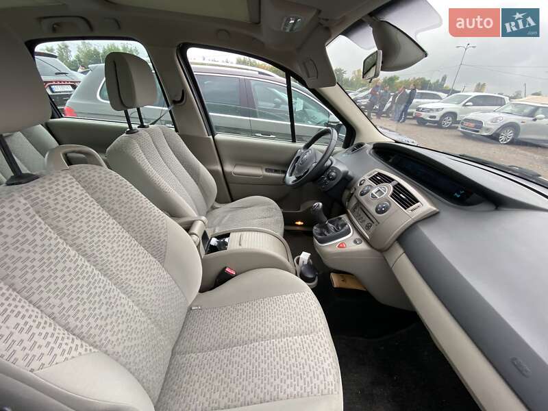 Минивэн Renault Scenic 2006 в Львове фото 12 Минивэн Renault Scenic 2006 в Львове