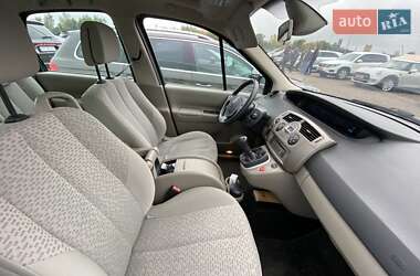 Минивэн Renault Scenic 2006 в 