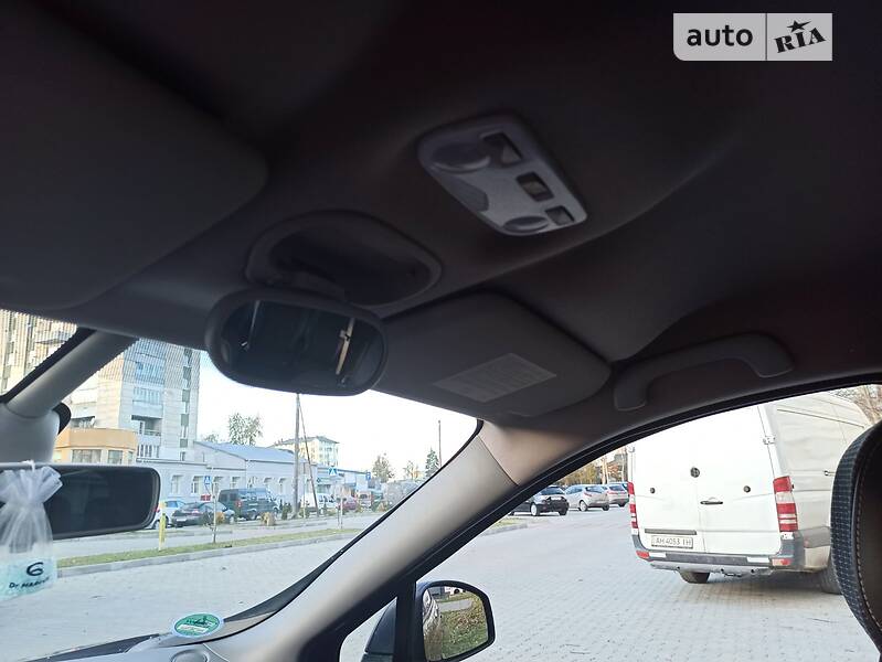 Минивэн Renault Scenic 2012 в Дрогобыче