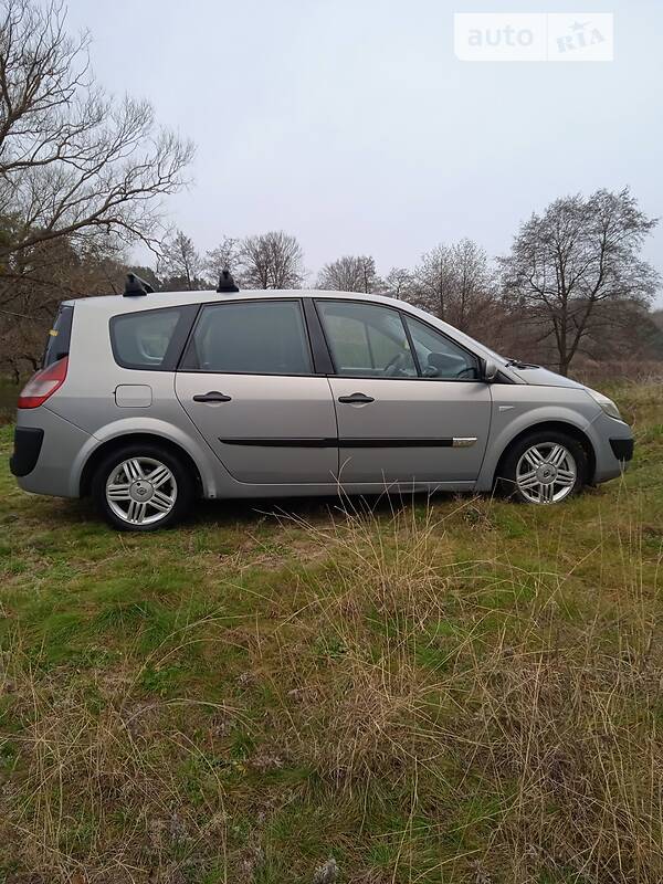 Минивэн Renault Scenic 2004 в Белой Церкви