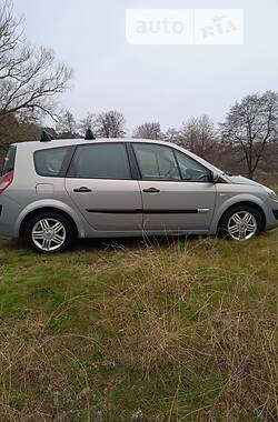 Минивэн Renault Scenic 2004 в 