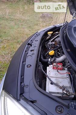 Минивэн Renault Scenic 2004 в 