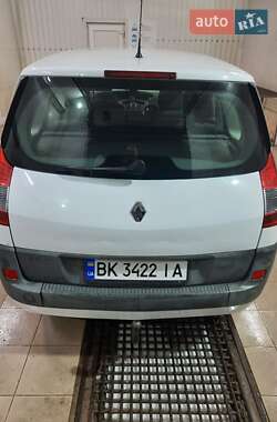 Минивэн Renault Scenic 2007 в Лохвице