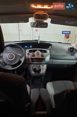 Минивэн Renault Scenic 2007 в Лохвице