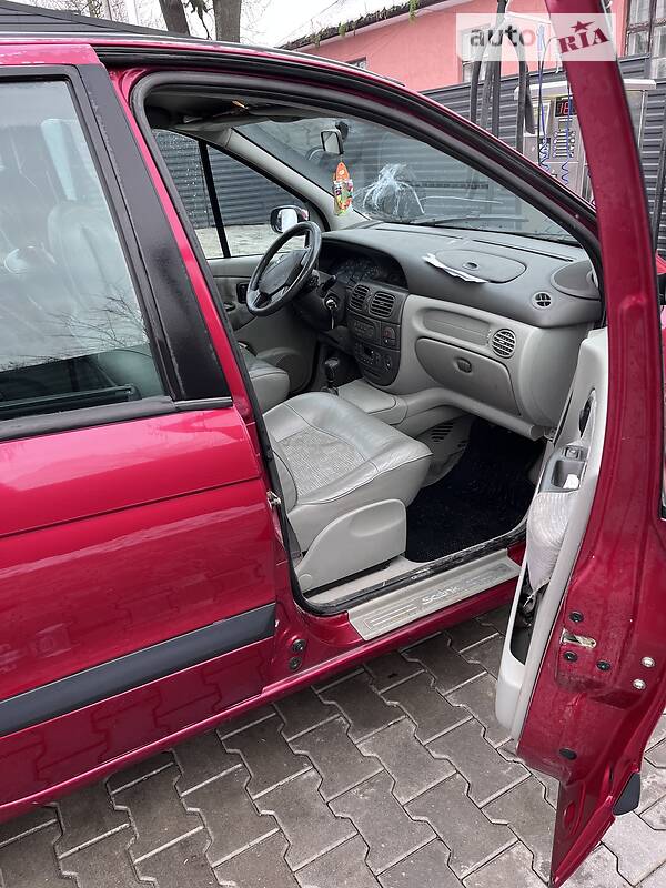 Renault Scenic 2001 - history of car sales on auto.ria.com, image size:600x800