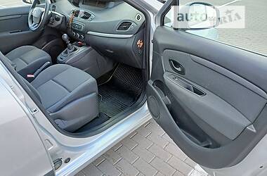 Минивэн Renault Scenic 2011 в Николаеве