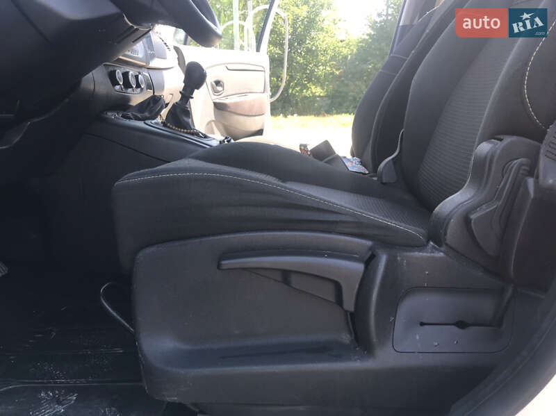 Минивэн Renault Scenic 2011 в Каменец-Подольском фото 6 Минивэн Renault Scenic 2011 в Каменец-Подольском