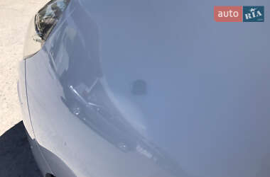 Минивэн Renault Scenic 2011 в 