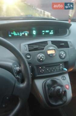 Минивэн Renault Scenic 2006 в 