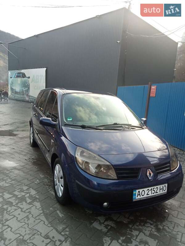 Минивэн Renault Scenic 2004 в Рахове