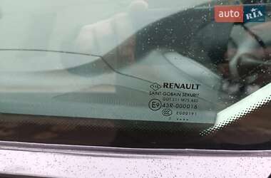 Минивэн Renault Scenic 2017 в 