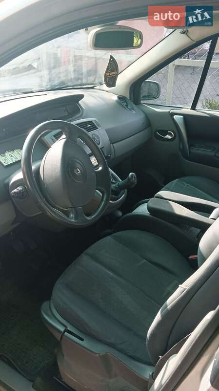 Минивэн Renault Scenic 2005 в Никополе