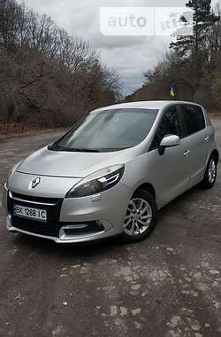 Renault Scenic 2012