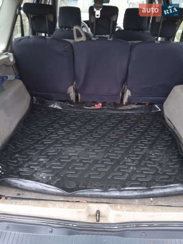 Минивэн Renault Scenic 2006 в Изяславе фото 11 Минивэн Renault Scenic 2006 в Изяславе