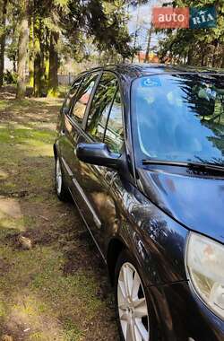 Минивэн Renault Scenic 2006 в 