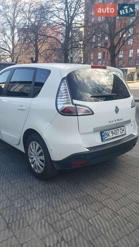 Минивэн Renault Scenic 2014 в Ровно
