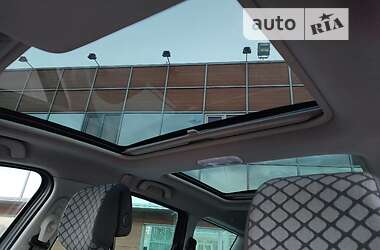 Минивэн Renault Scenic 2010 в 