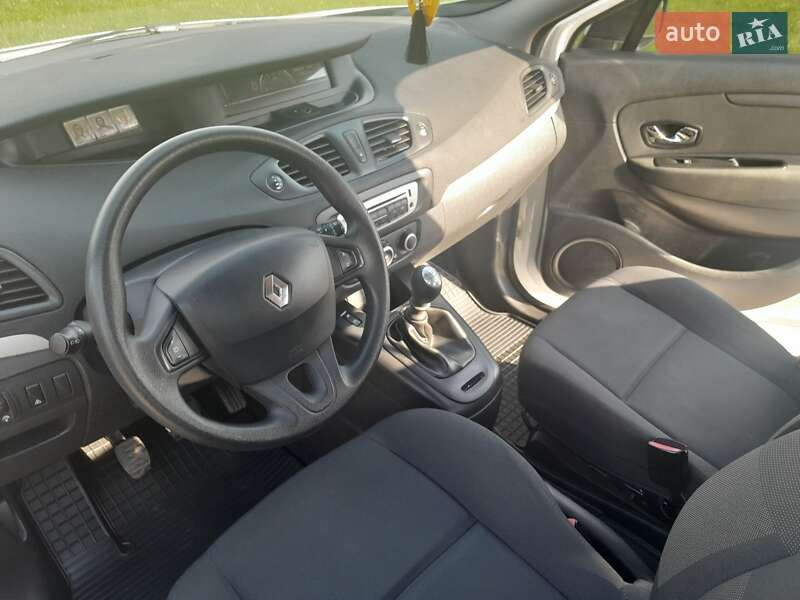 Минивэн Renault Scenic 2013 в Дубно фото 14 Минивэн Renault Scenic 2013 в Дубно
