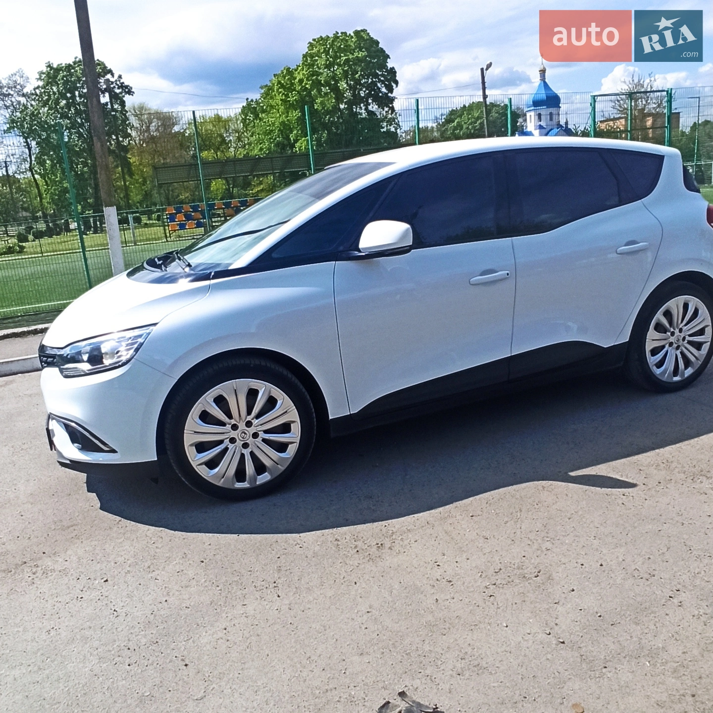 2017 Renault Scenic - мініатюра 18