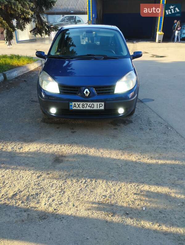 Минивэн Renault Scenic 2005 в Харькове