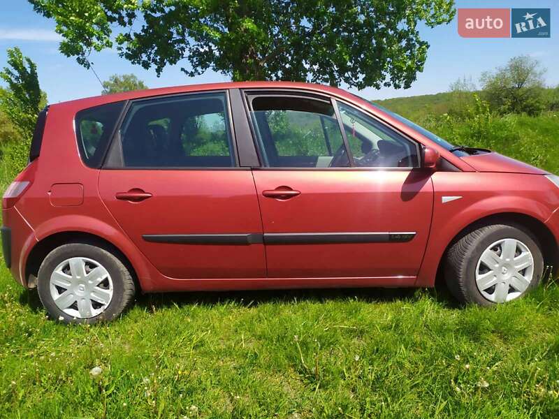 Мінівен Renault Scenic 2004 в Коломиї