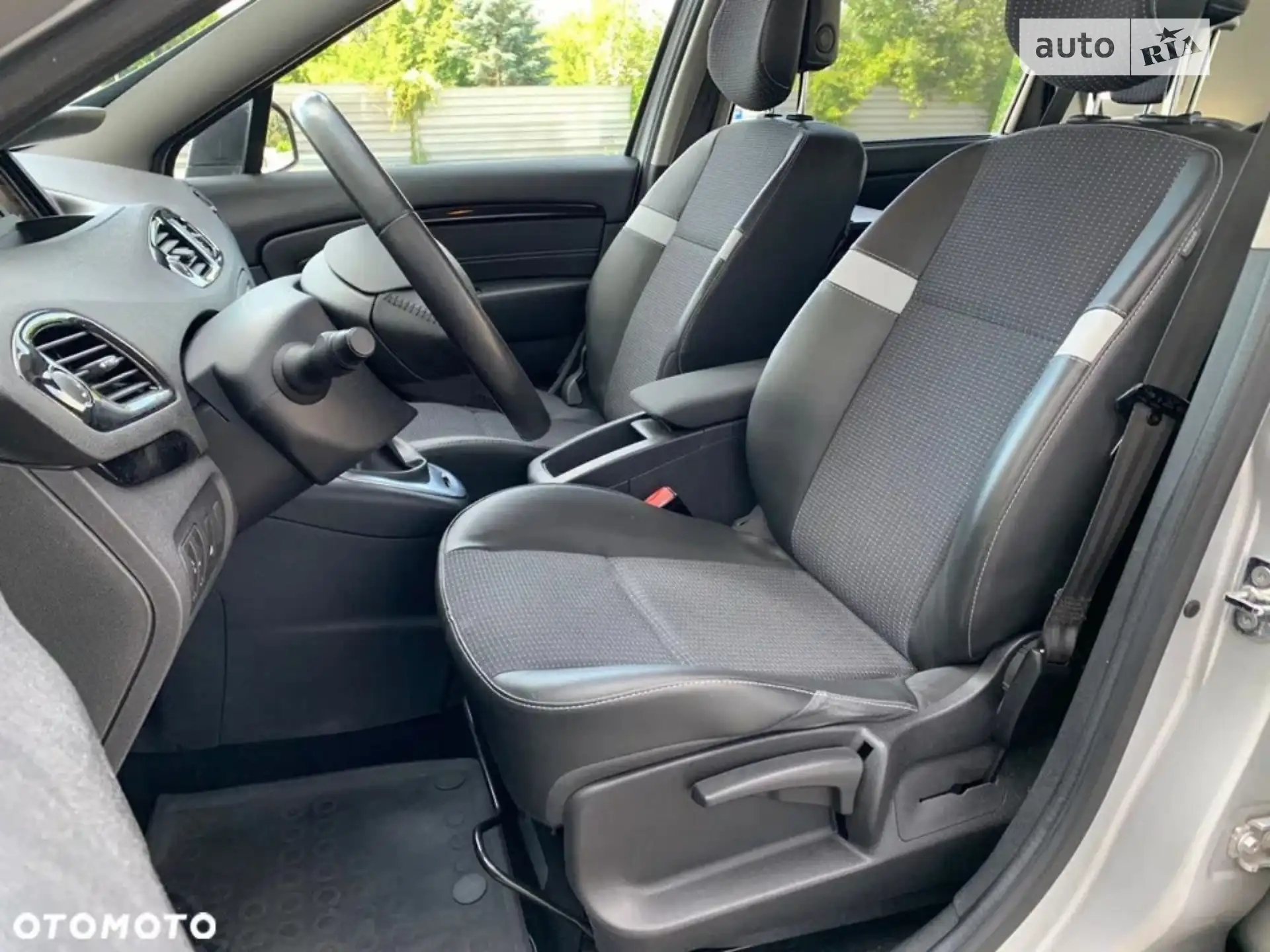 2013 Renault Scenic - мініатюра 30