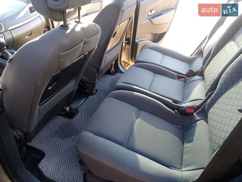 Минивэн Renault Scenic 2009 в Вижнице