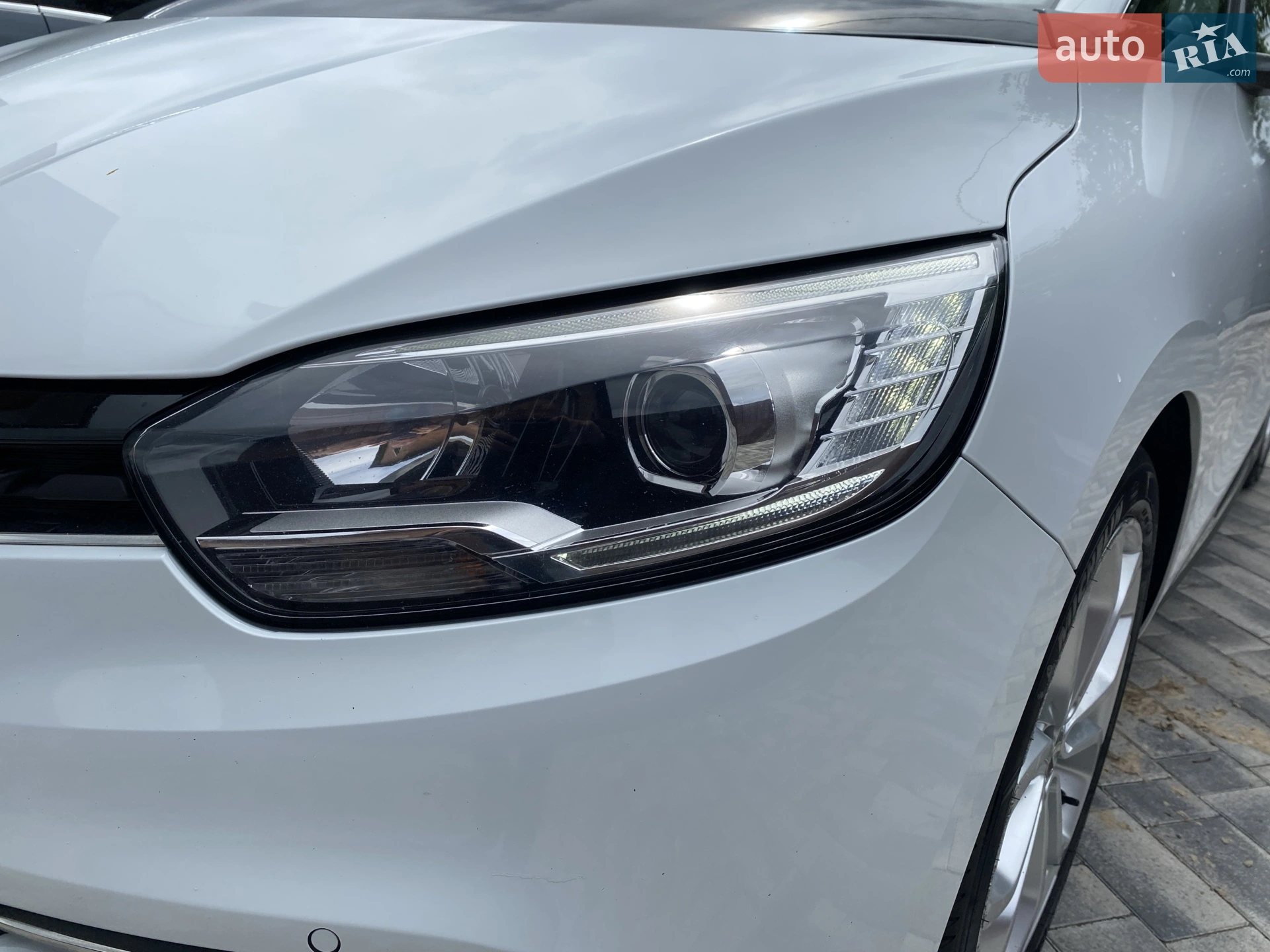 2017 Renault Scenic - мініатюра 8