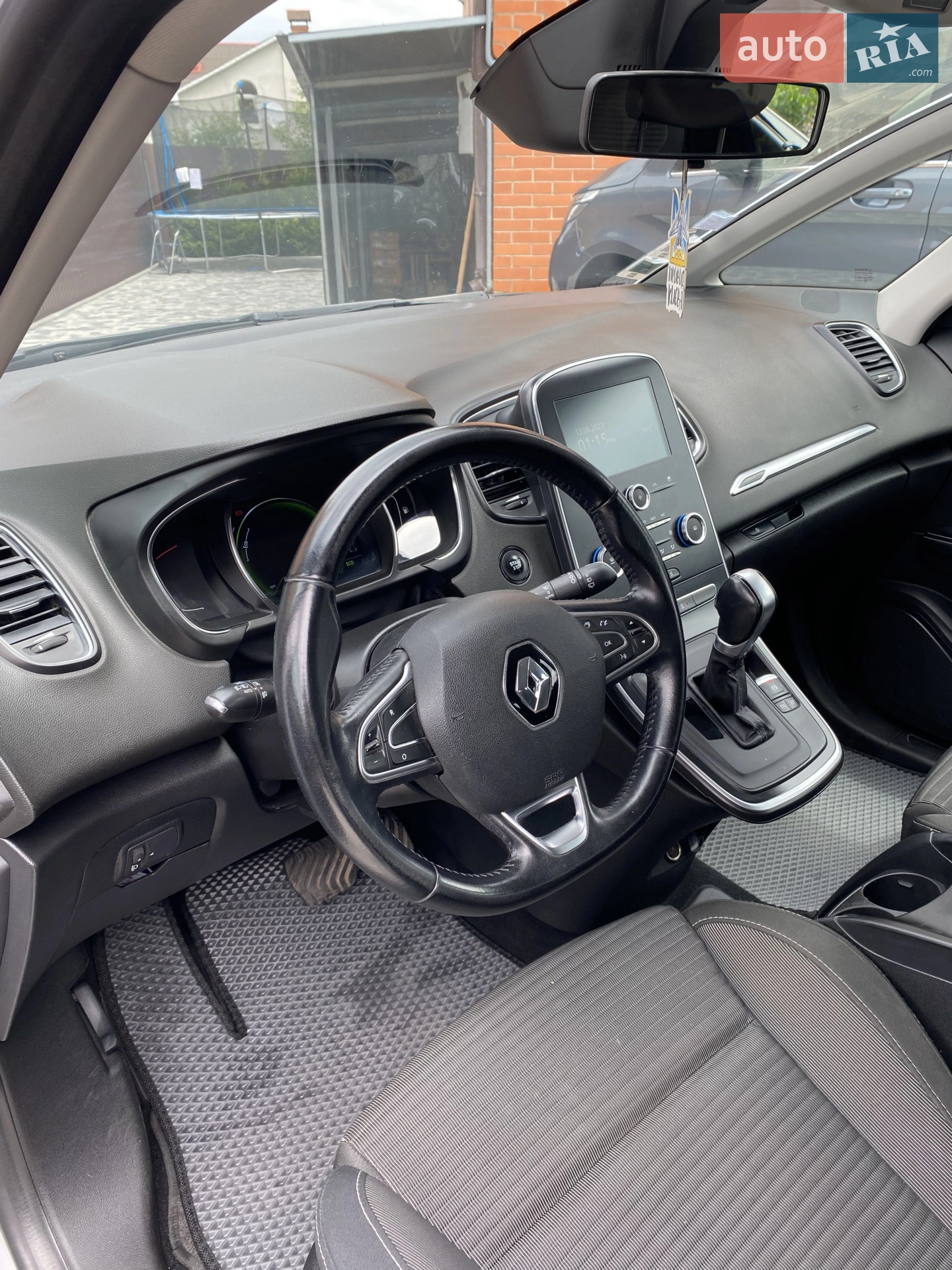 2017 Renault Scenic - мініатюра 9