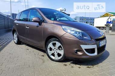 Минивэн Renault Scenic 2010 в Киеве