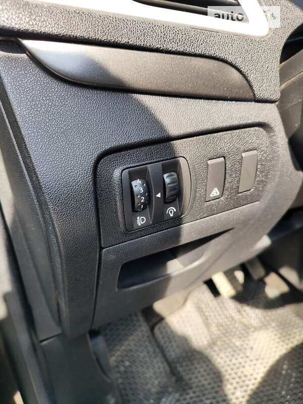 Мінівен Renault Scenic 2010 в Києві