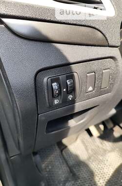 Минивэн Renault Scenic 2010 в 