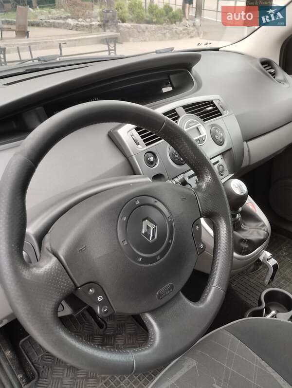 Минивэн Renault Scenic 2009 в Кролевце