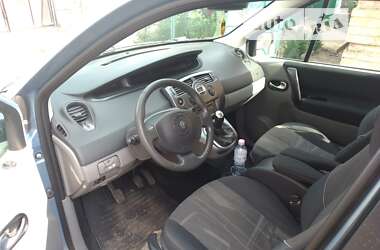 Минивэн Renault Scenic 2005 в Кропивницком