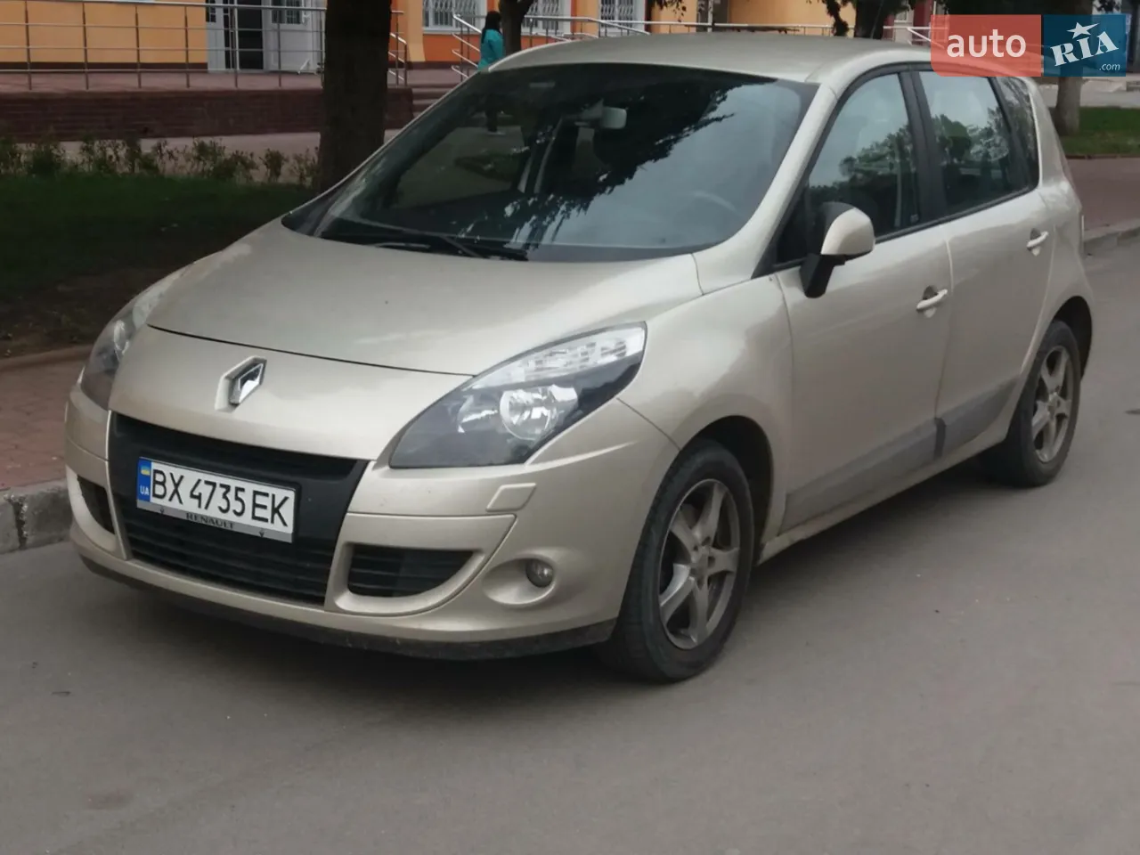 2010 Renault Scenic - мініатюра 23