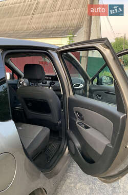 Мінівен Renault Scenic 2012 в Звенигородці