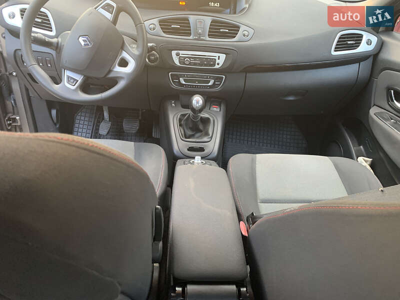 Минивэн Renault Scenic 2012 в Звенигородке