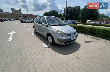 Минивэн Renault Scenic 2004 в 