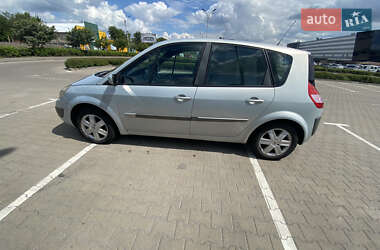 Минивэн Renault Scenic 2004 в 