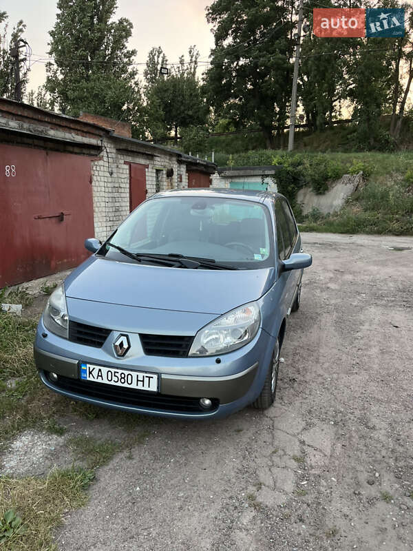 Минивэн Renault Scenic 2005 в Чернигове