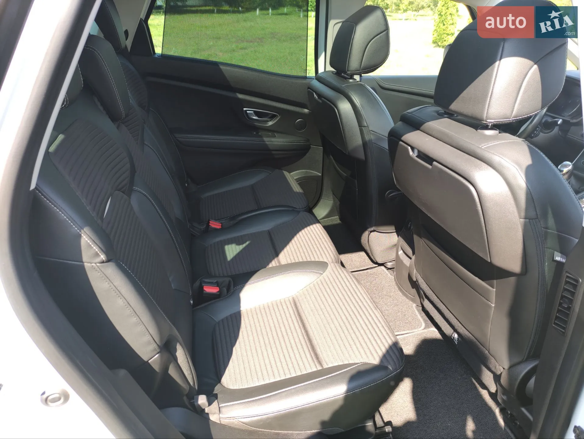 2017 Renault Scenic - мініатюра 19