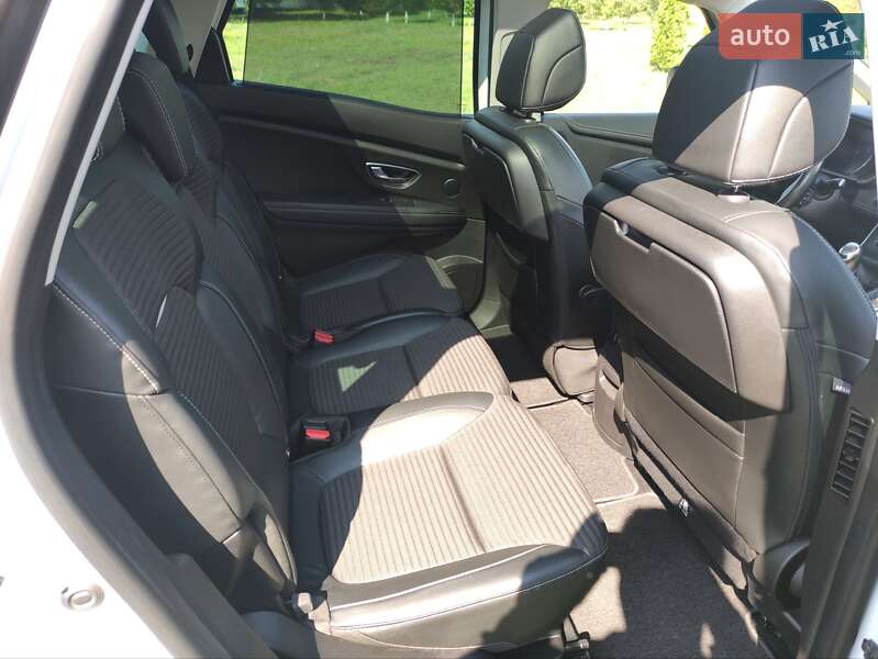 Мінівен Renault Scenic 2017 в Вінниці