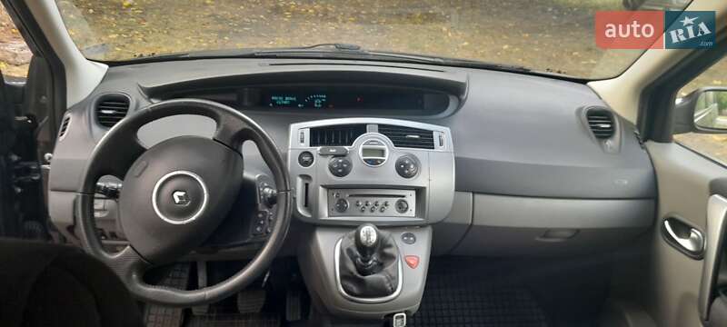 Минивэн Renault Scenic 2006 в Светловодске