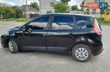 Минивэн Renault Scenic 2009 в 