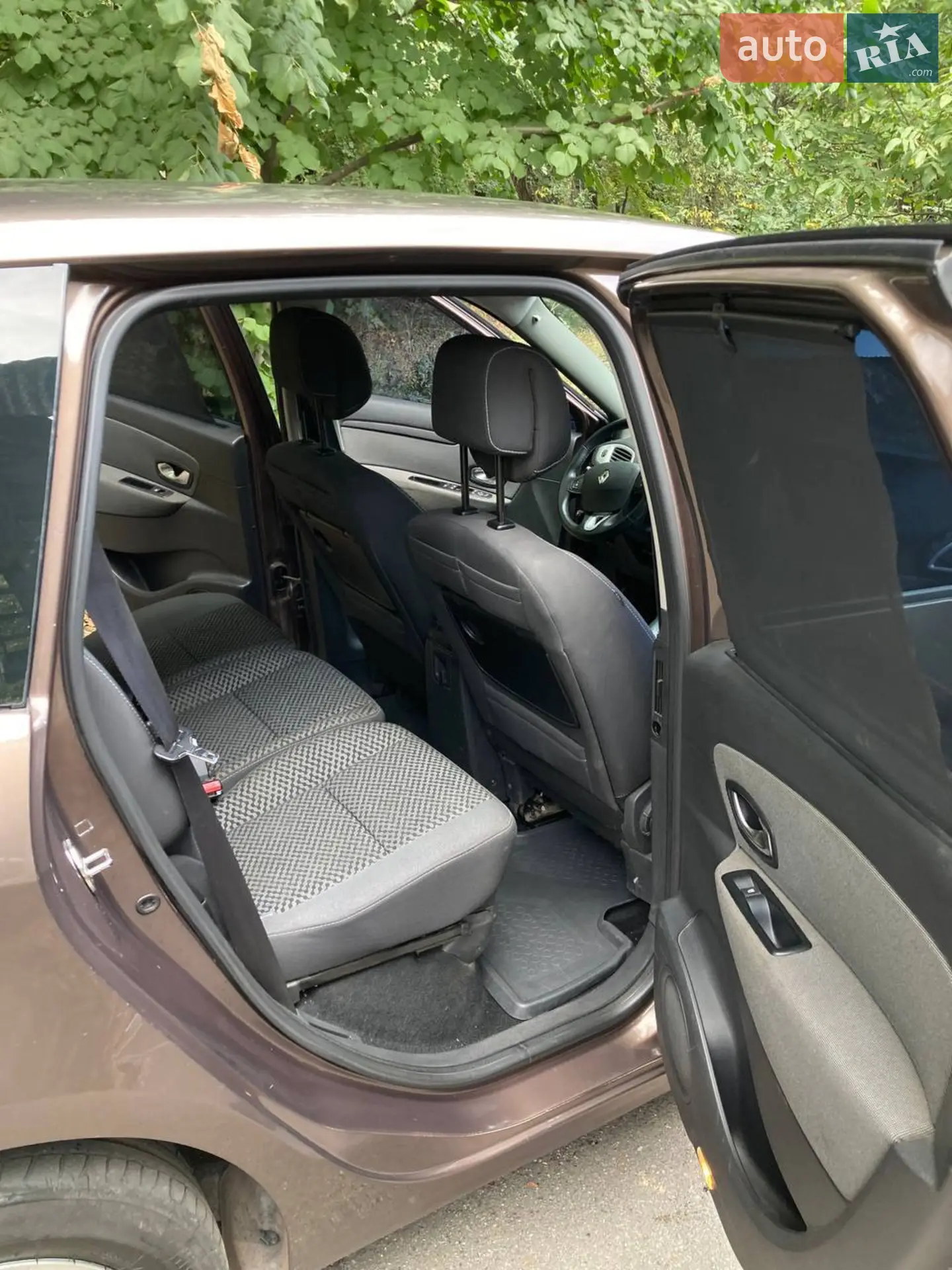 2011 Renault Scenic - мініатюра 16