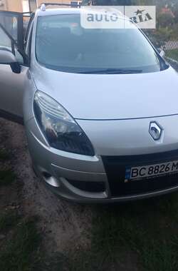 Мінівен Renault Scenic 2009 в 
