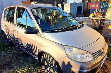 Минивэн Renault Scenic 2004 в 