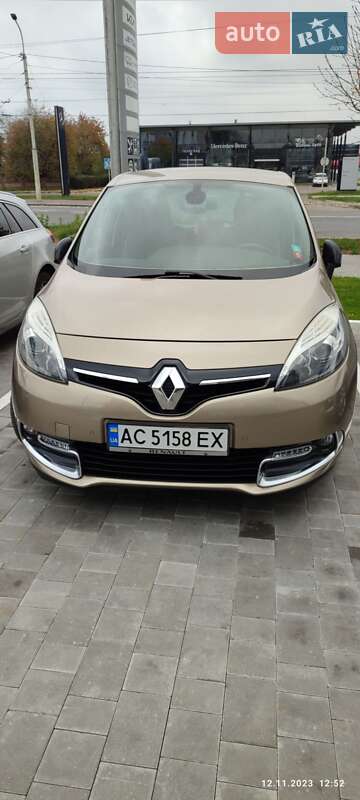 Мінівен Renault Scenic 2015 в Луцьку