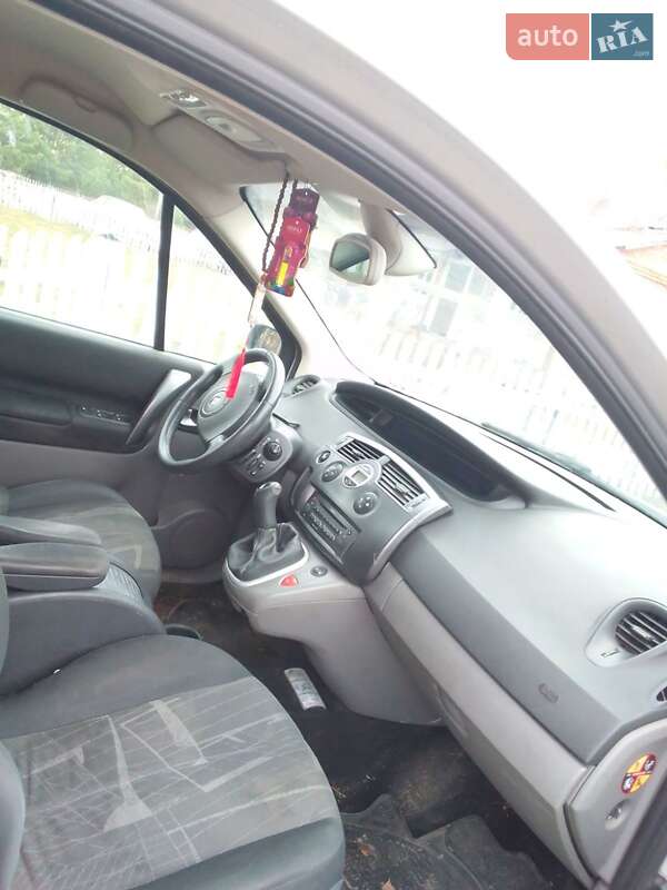Минивэн Renault Scenic 2006 в Луцке