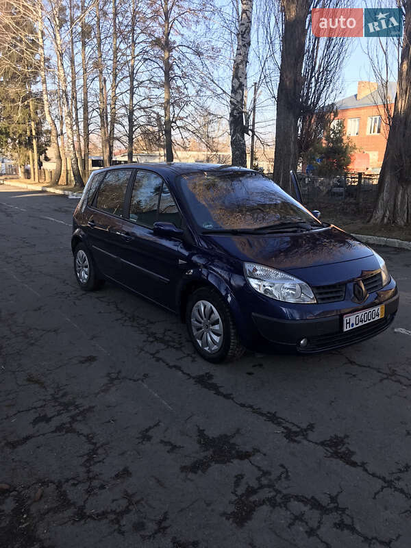 Минивэн Renault Scenic 2004 в Ровно